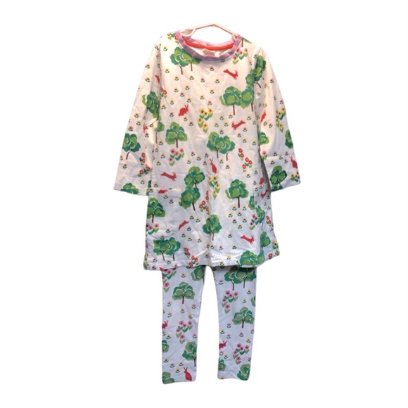 Gold Treasure 2 piece outfit- long sleeve tunic and leggings. Size: 7-8 years - Picture 1 of 7